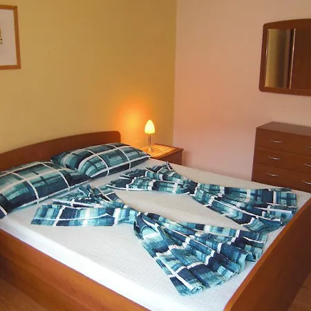 Apartment Dalmatina