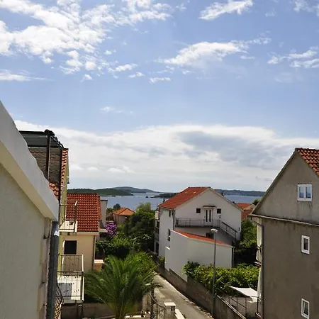 Dalmatina Apartman *